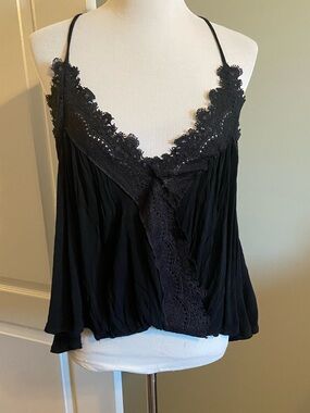 Lace-Trim Black Spaghetti Strap Women's Top Size Medium NWT